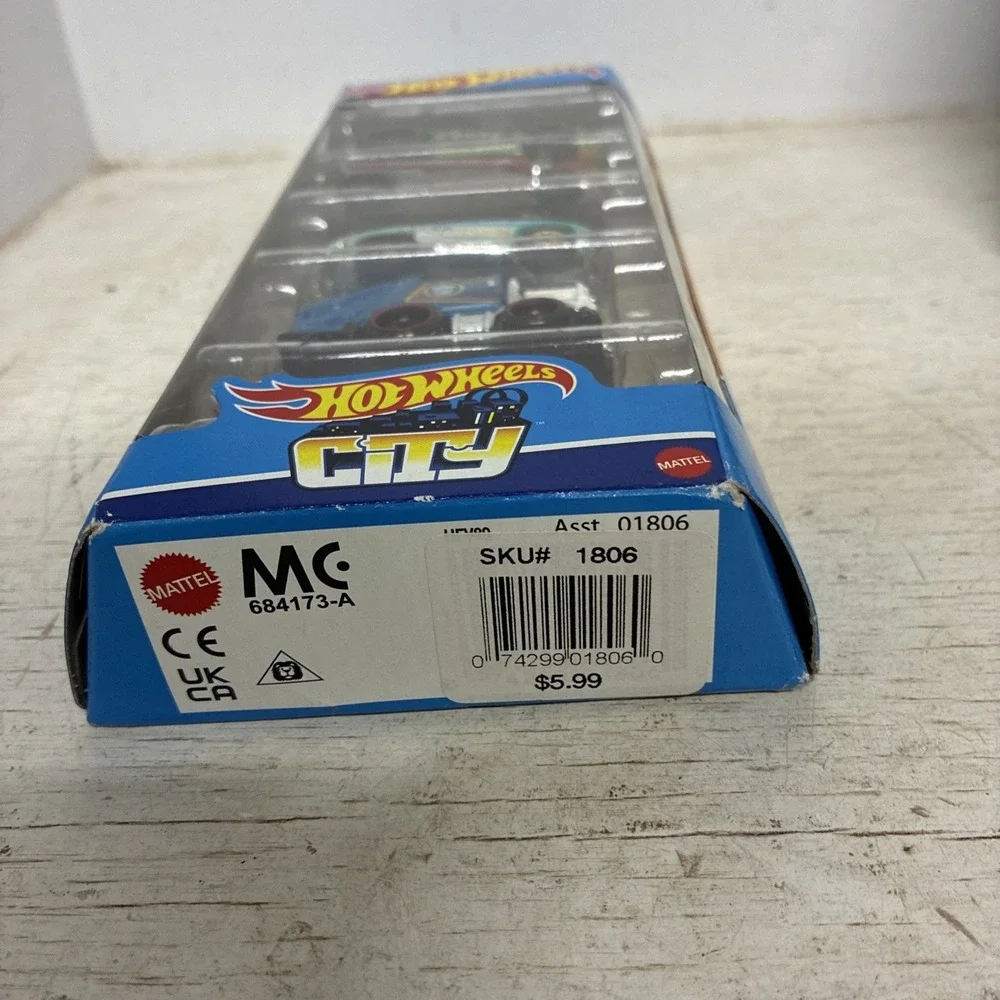 Mattel Hot Wheels City 5 car Truck Set NEW Factory Sealed HFV89 2021